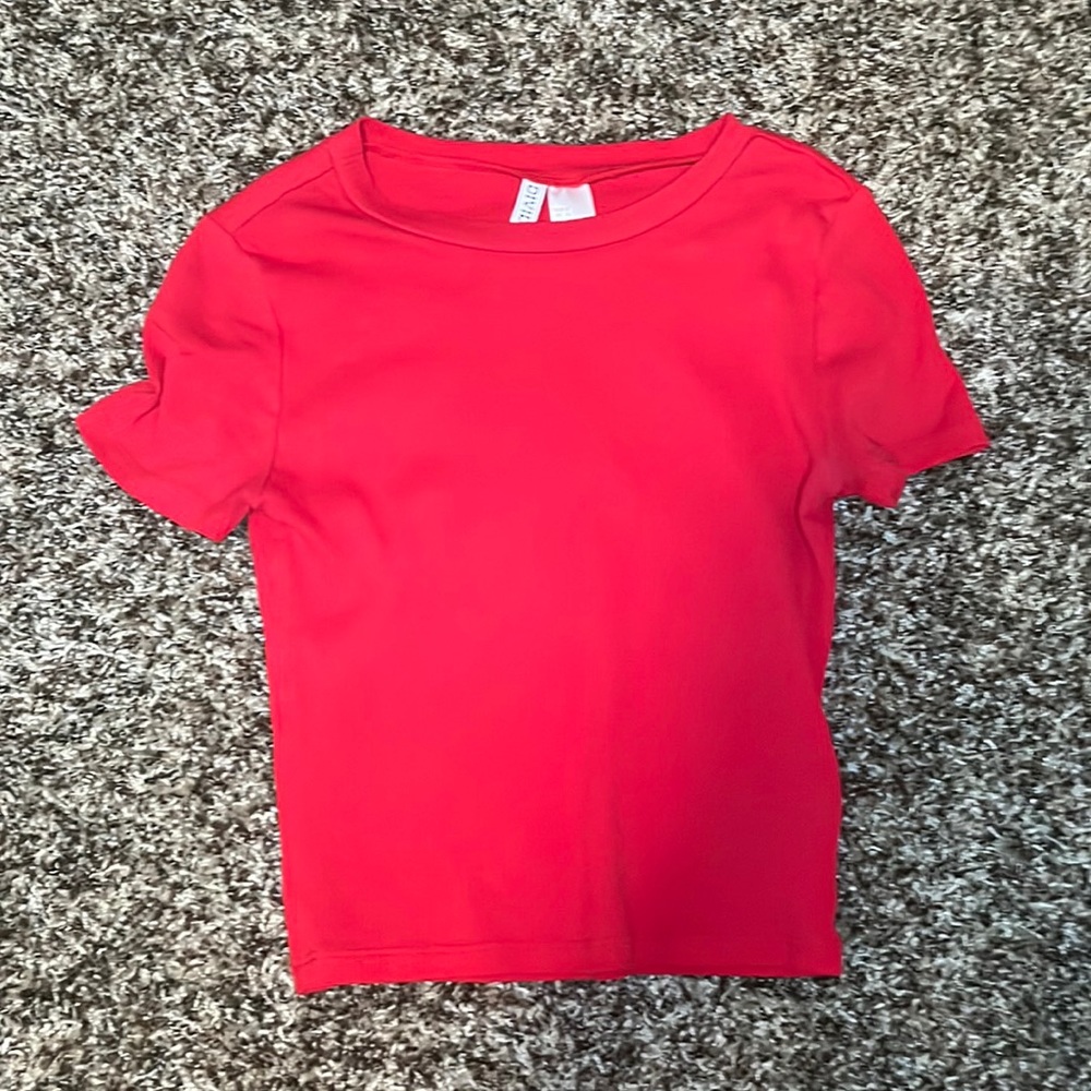 DIVIDED, Size S, Red